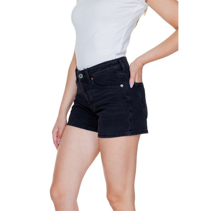 Vero Moda - Vero Moda Women Short - Monterri Fashion